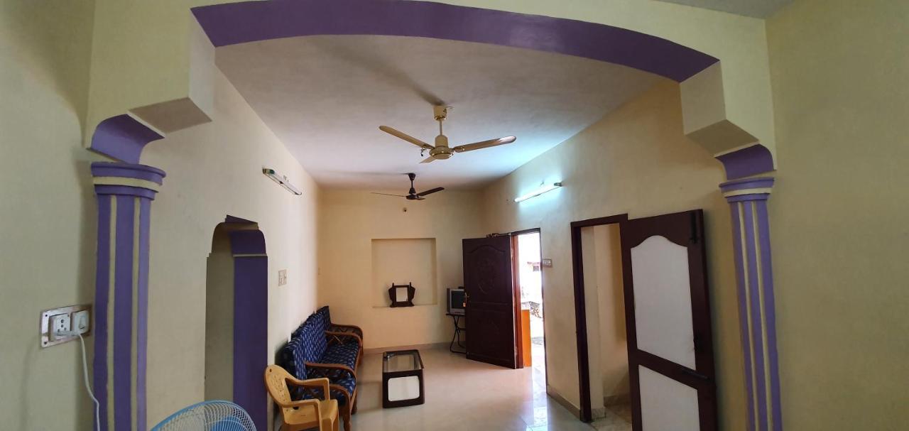 Ferienwohnung Oonjal Veedu Kuttālam Exterior foto