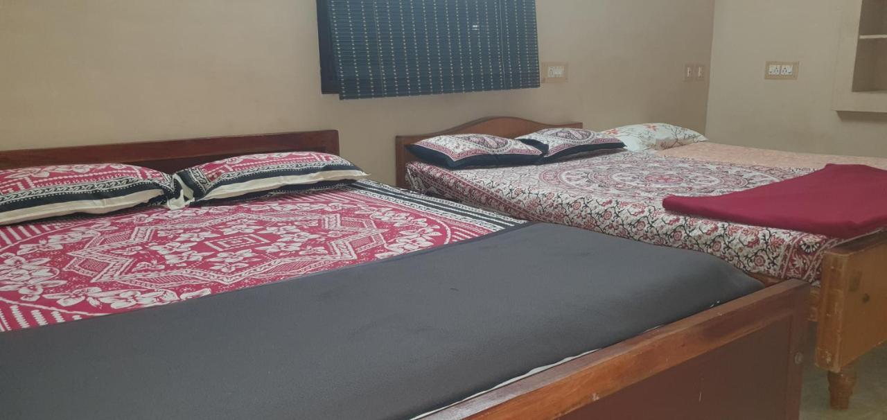 Ferienwohnung Oonjal Veedu Kuttālam Exterior foto